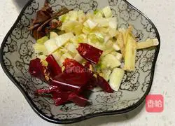 Illustration of how to make stir-fried chicken with cucumber 4