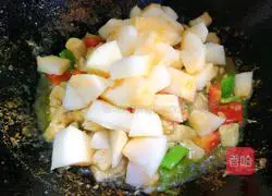 Illustration of how to make fried chicken with honeydew melon 8