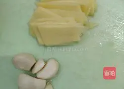 Illustration of how to make rice pot baked chicken 1 