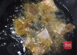 Illustration of how to make dry-fried short ribs 4