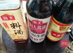 Illustration of how to make sweet and sour pork ribs 2