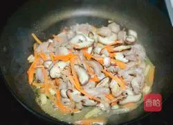 Illustration of how to make fried chicken vermicelli 4