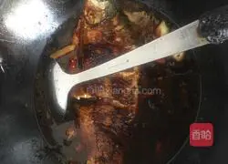 Illustration of how to make Wuchang fish braised with rock sugar 9