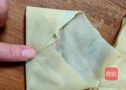 Illustration of how to make winter bamboo shoots and minced meat louver buns 5