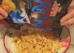 Quick Potato Chips Chicken Wings Recipe Illustration 3