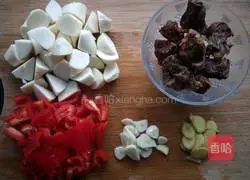 Illustration of how to make beef with oyster sauce and high bamboo shoot sauce 3