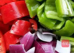 Recipe for Braised Chicken with Fresh Abalone Illustration 3