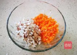 Illustration of Korean style fried melon stuffed with meat 4