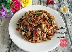 Illustration of how to make spicy fried sea melon seeds 11