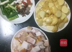 Braised Potatoes Meat cooking illustration 1