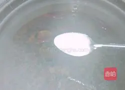 Illustration of home braised pork 9