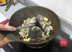 Illustration of how to make fried scallops with beer 5