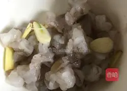 Illustration of how to make shredded shrimp and lettuce 4