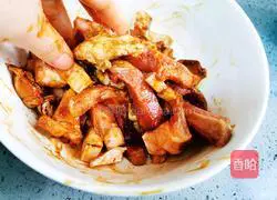 Illustration of how to make fried crispy pork 2