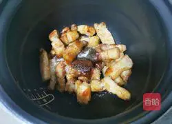 Illustration of how to make braised pork 7