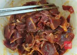 Stir-fried Jun liver Illustration of how to make liver 4