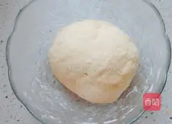 Illustration of how to make leek and pork dumplings 7