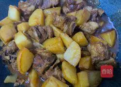 Braised pork ribs and potatoes recipe 17