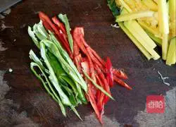 Illustration of how to make fried pumpkin noodles 6