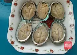 Illustration of how to make steamed abalone 12
