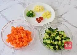 Illustration of how to make Kung Pao Chicken Bento 3