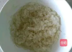 Illustration of how to make fragrant rice and pearl meatballs 3