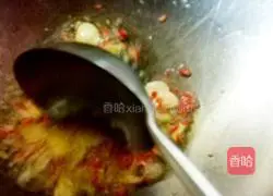 Illustration of how to make spicy and sour pickled skin 6