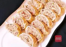 Illustration of how to make rolls 13