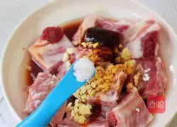 Illustration of how to make steamed taro with ribs 7