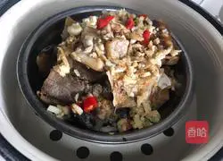 Illustration of how to make spicy steamed cured fish 8