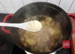 Braised pork and potatoes Illustration of how to do it 23