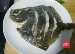 Illustration of how to make spicy turbot fish 7