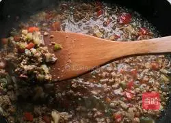 Illustration of how to make minced meat noodles 11