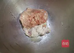 Illustration of how to make pork vermicelli stuffing 3