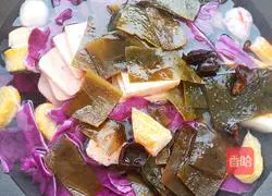 Illustration of how to make spicy street snacks 9