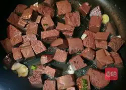 How to braise pig red Illustration 6