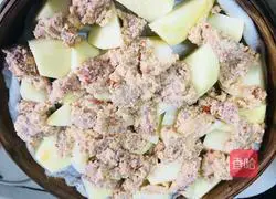 Illustration of how to make steamed mutton with flour 6