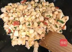 Illustration of how to make fried steamed buns 5