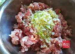 Xinwen Gourmet Flowers Blossom Wealth and Prosperity Steamed Green Carrot Recipe Illustration 8