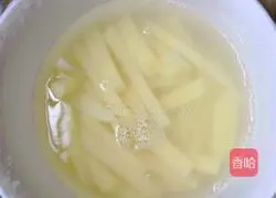 Illustration of how to make peerless mysid shrimp 5