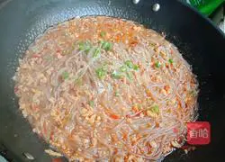 Ants climbing a tree Illustration of how to do it 7