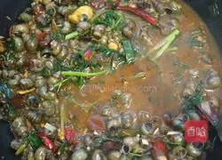Illustration of how to make spicy snails 6