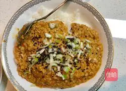 Illustration of how to make crab roe rice 5