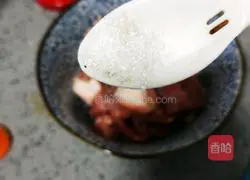 Illustration of how to make fried pork slices with king oyster mushroom 5