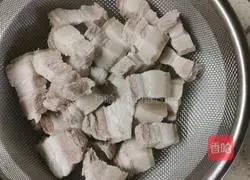 How to make braised pork 1