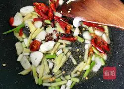 Illustration of how to make stir-fried beans 6