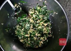 Illustration of how to make fried eggs with leeks 8