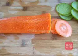 Xinwen Gourmet Flowers Blossom Wealthy Steamed Green Carrot Recipe Illustration 4