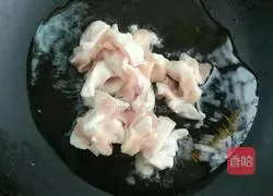 Illustration of how to make fried pork with pepper 6