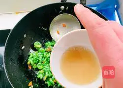 Illustration of how to make emerald shrimp 10